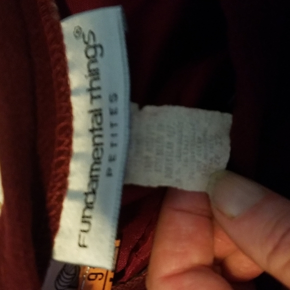 Like new wine color wool skirt - Picture 7 of 7
